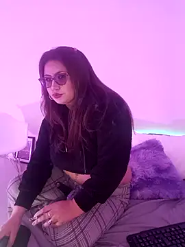 Vesper Vixen online show from 12.16.25