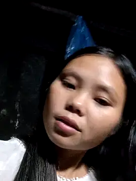 omiu-baby online show from 10.16.25