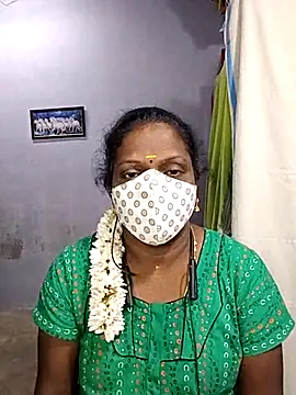 Snapshot of umashreetamil chatting on 11.02.25 umashreetamil online show from 11.02.25