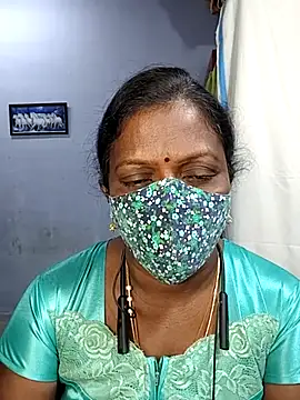 Snapshot of umashreetamil chatting on 11.09.25 umashreetamil online show from 11.09.25