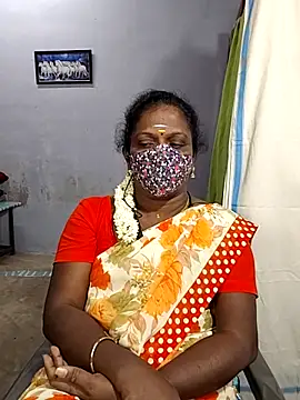 Snapshot of umashreetamil chatting on 11.23.25 umashreetamil online show from 11.23.25