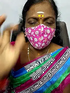 Snapshot of umashreetamil chatting on 12.05.25 umashreetamil online show from 12.05.25