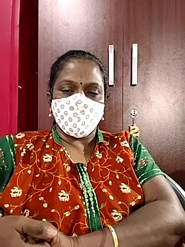 Snapshot of umashreetamil chatting on 01.11.26 umashreetamil online show from 01.11.26