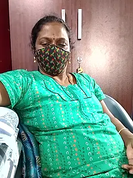 Snapshot of umashreetamil chatting on 01.11.26 umashreetamil online show from 01.11.26