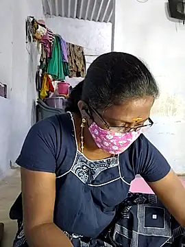 Snapshot of umashreetamil chatting on 01.17.26 umashreetamil online show from 01.17.26