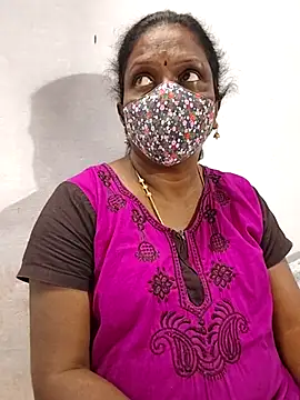 Snapshot of umashreetamil chatting on 02.08.26 umashreetamil online show from 02.08.26