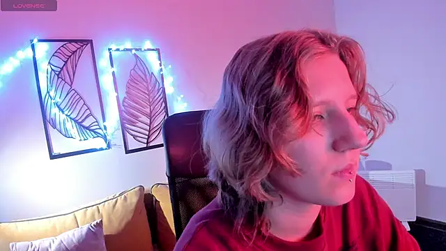 Hailey Foxy online show from 11.04.25