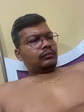 Snapshot of kunwarahuji chatting on 09.15.25 kunwarahuji online show from 09.15.25