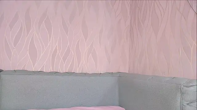 mia scot online show from 09.23.25