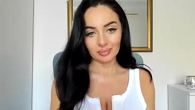 Snapshot of StellaSensual chatting on 05.25.26 StellaSensual online show from 05.25.26