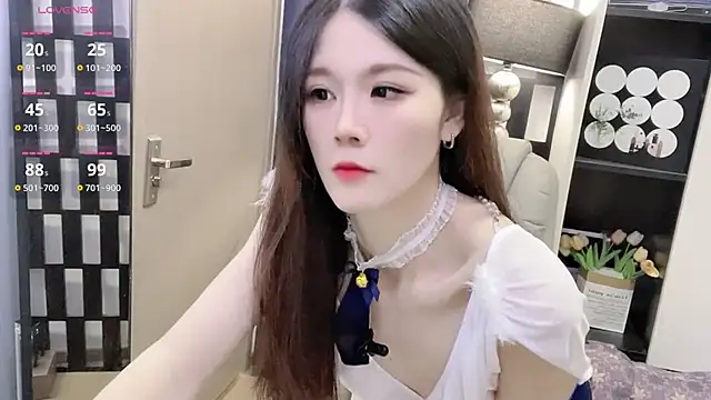 Yueyue-MM online show from 11.25.25