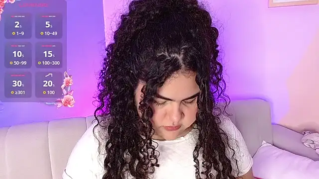 lourdes moon22 online show from 12.21.25