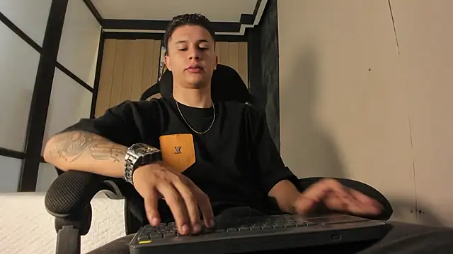 liaamsmiith  online show from 03.09.26