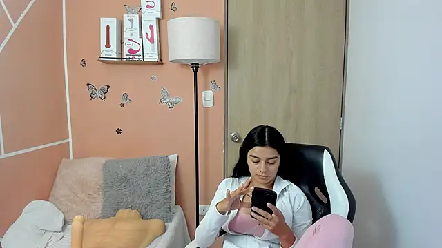 valerihouse online show from 12.26.24