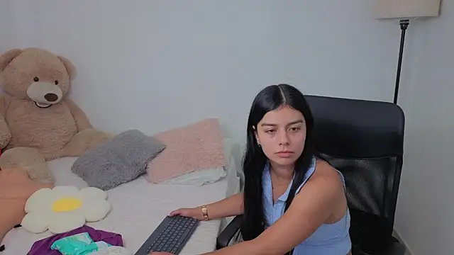 valerihouse online show from 10.04.25