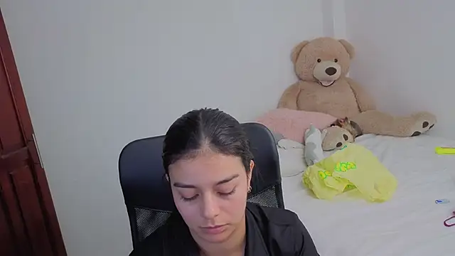 valerihouse online show from 02.25.26