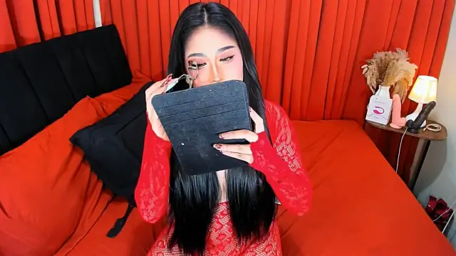 PereyLierge online show from 07.04.26