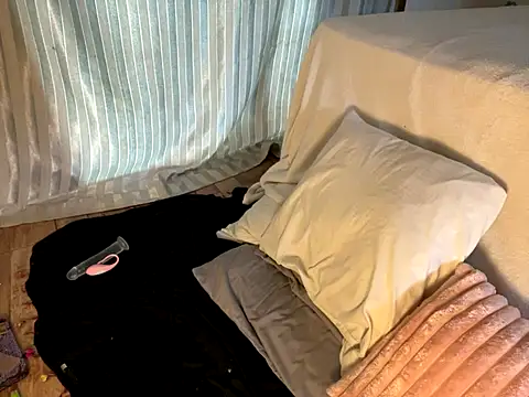 Snapshot of kushg_rl chatting on 09.16.25 kushg rl online show from 09.16.25