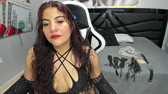 Sara Bdsm  online show from 10.16.25