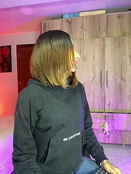 AnnaKimm online show from 06.16.26