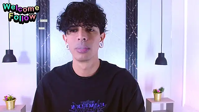 Franvill Trato online show from 09.23.25