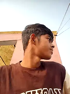 monster 33 online show from 11.05.25