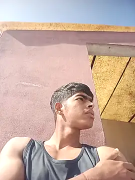 monster 33 online show from 02.12.26