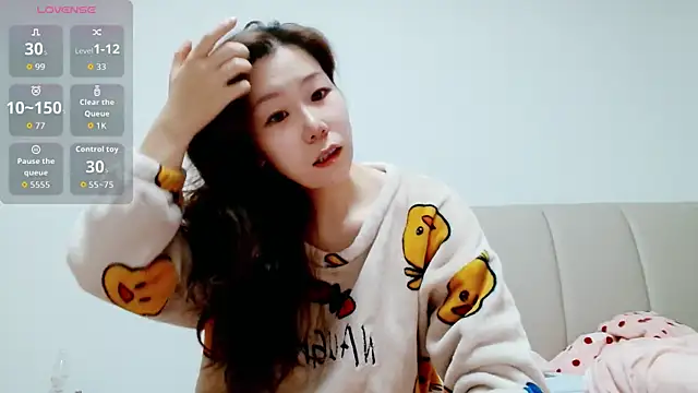 Snapshot of Annasweet- chatting on 11.04.25 Annasweet- online show from 11.04.25