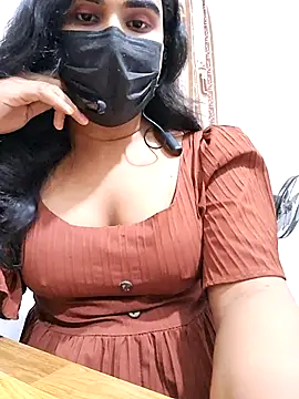 Snapshot of BeautyGirl_sara chatting on 11.27.25 BeautyGirl sara online show from 11.27.25