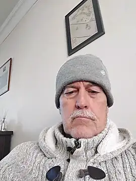 slaveman4you online show from 11.18.25