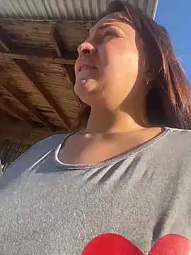 sarahreyess 11 online show from 03.17.26