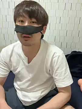 Snapshot of Arista_09 chatting on 09.16.25 Arista 09 online show from 09.16.25