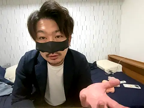 Snapshot of Arista_09 chatting on 10.02.25 Arista 09 online show from 10.02.25