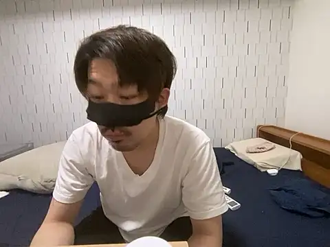 Snapshot of Arista_09 chatting on 10.04.25 Arista 09 online show from 10.04.25