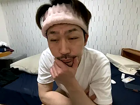 Snapshot of Arista_09 chatting on 10.07.25 Arista 09 online show from 10.07.25