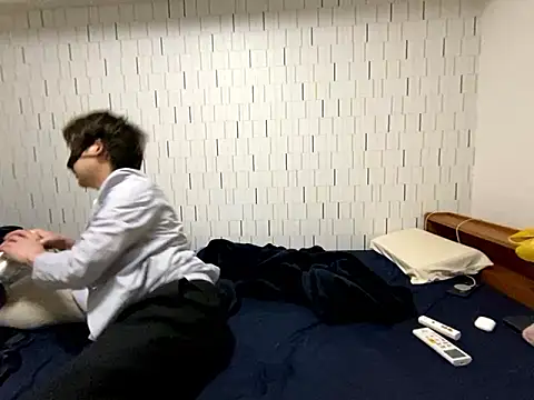 Snapshot of Arista_09 chatting on 10.15.25 Arista 09 online show from 10.15.25