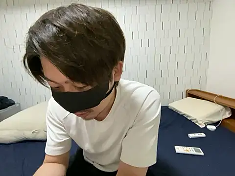 Snapshot of Arista_09 chatting on 10.17.25 Arista 09 online show from 10.17.25