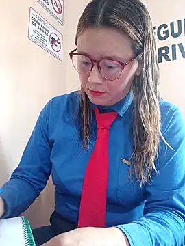 Snapshot of Hannah-colx chatting on 02.10.26 Hannah-colx online show from 02.10.26