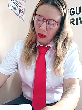 Snapshot of Hannah-colx chatting on 02.18.26 Hannah-colx online show from 02.18.26