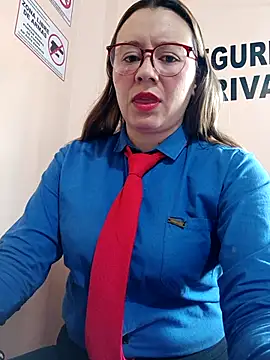 Snapshot of Hannah-colx chatting on 03.05.26 Hannah-colx online show from 03.05.26