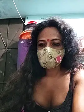 Snapshot of Anikaislam chatting on 11.26.25 Anikaislam online show from 11.26.25