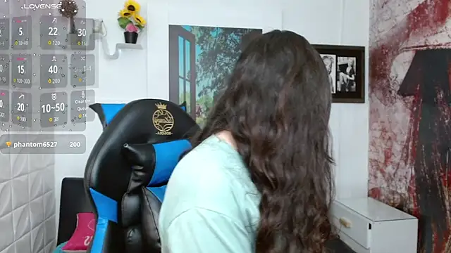 Eva Roussell online show from 10.10.25