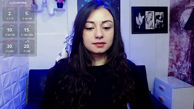 Eva Roussell online show from 10.24.25