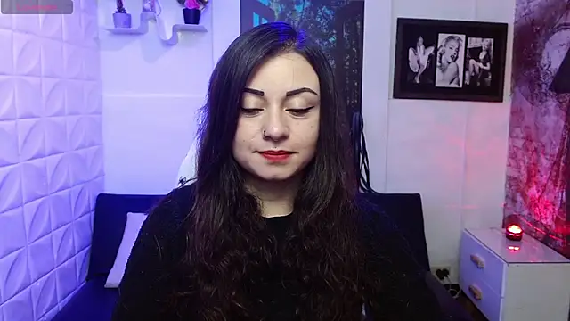 Eva Roussell online show from 10.31.25