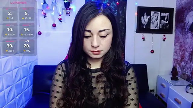 Eva Roussell online show from 12.04.25