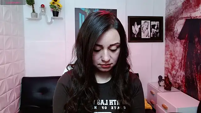 Eva Roussell online show from 02.04.26