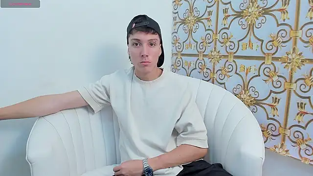 Snapshot of LittleDanny_ chatting on 01.16.26 LittleDanny online show from 01.16.26