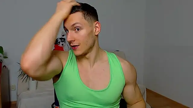 Snapshot of ZeinMiracles chatting on 11.20.25 ZeinMiracles online show from 11.20.25