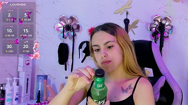 Natasha-Adams online show from 04.28.26