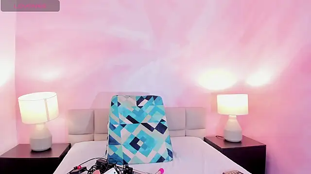 sofiiacarson online show from 04.27.26